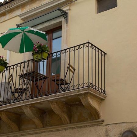 Noto Bedda Bed&Breakfast Exterior photo
